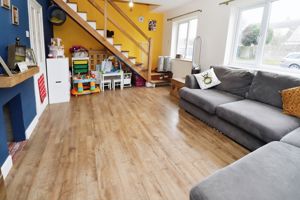 CHURCHILL CLOSE- click for photo gallery